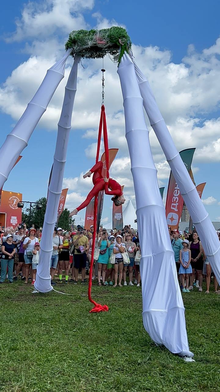 Перформанс-шоу на открытии 11го Golden Ring Ultra Trail 100 в г. Суздаль