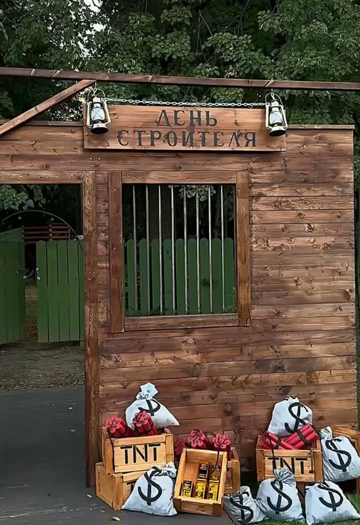 Организация корпоратива на день строителя в стилистике «Дикий запад»